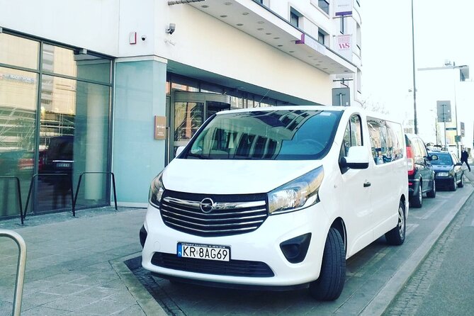 Zakopane Private Transfer from Krakow or Krakow airport - A clean vehicle and a friendly driver