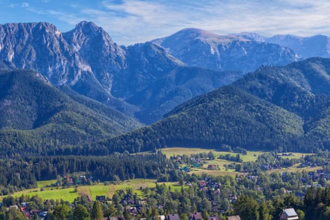 Zakopane & Slovakia Tour from Krakow - The Early Drive Toward the Slovakian Border