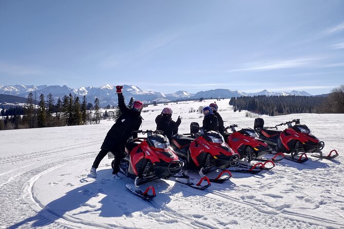 Zakopane Snowmobile Tour and Thermal Baths from Krakow - Chochołów’s wooden homes and a working craftsman