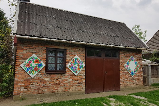 ZALIPIE - painted village, unique PRIVATE tour from Krakow - The Drive From Krakow: More Than a Transfer